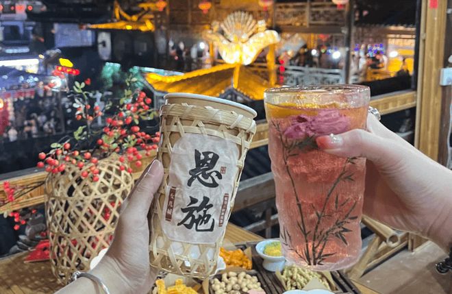 均要多少钱什么季节去恩施更合适旅游攻略新利体育最新版app跟闺蜜去恩施五天人(图2)